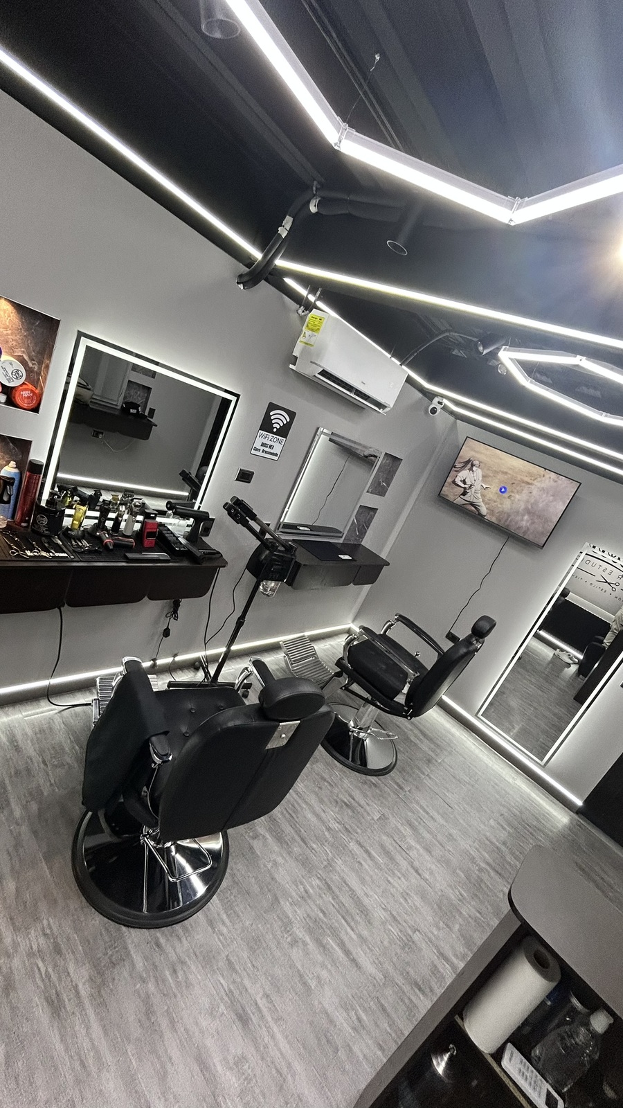 Bross Barber Studio